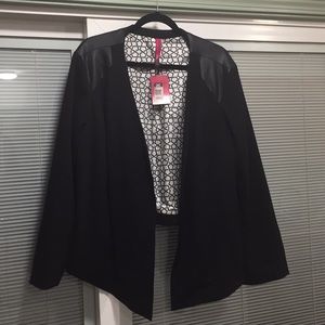 NWT Pure Energy 2x womens black blazer.
